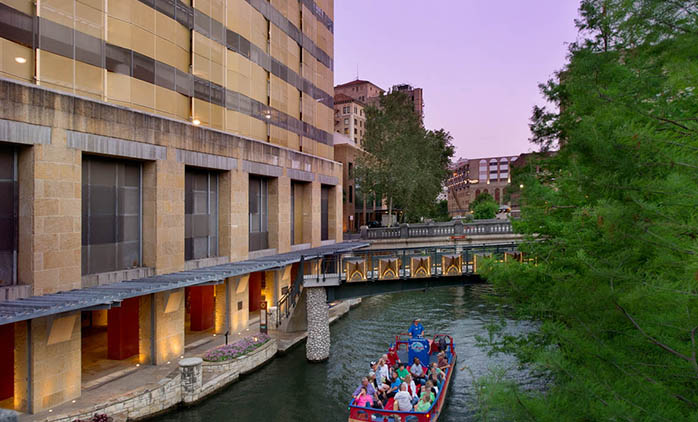 Drury Plaza Hotel San Antonio Riverwalk - Drury Hotels