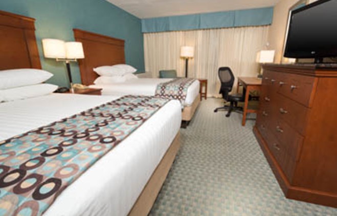Pear Tree Inn St. Louis Near Union Station - Drury Hotels