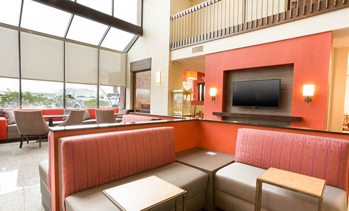 Drury Inn & Suites St. Louis Airport Lobby