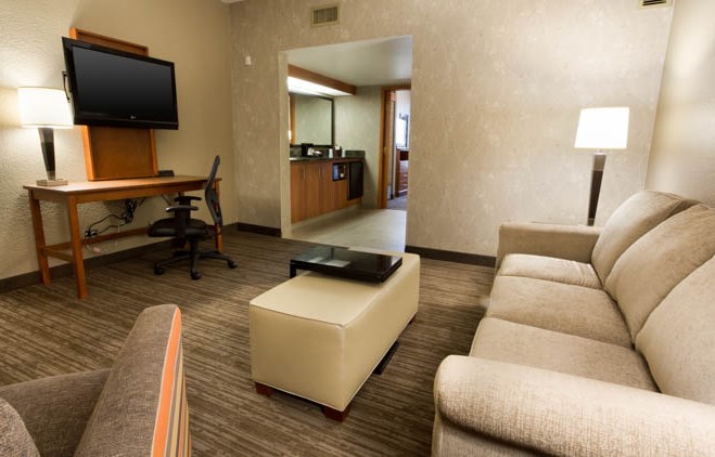 Drury Inn & Suites