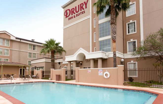 Featured image of post Hoteles En Mcallen The motel features an outdoor pool and guest rooms with