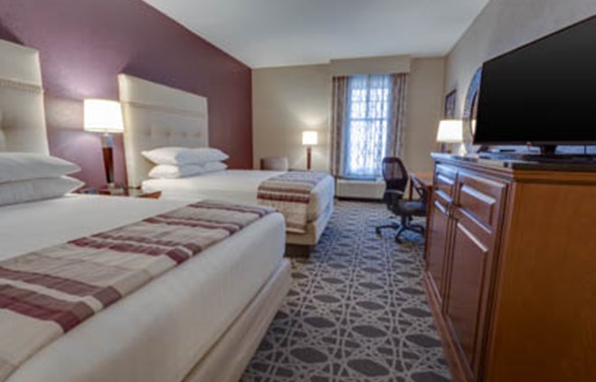 Drury Inn & Suites - Las Cruces - Deluxe Queen Guestroom