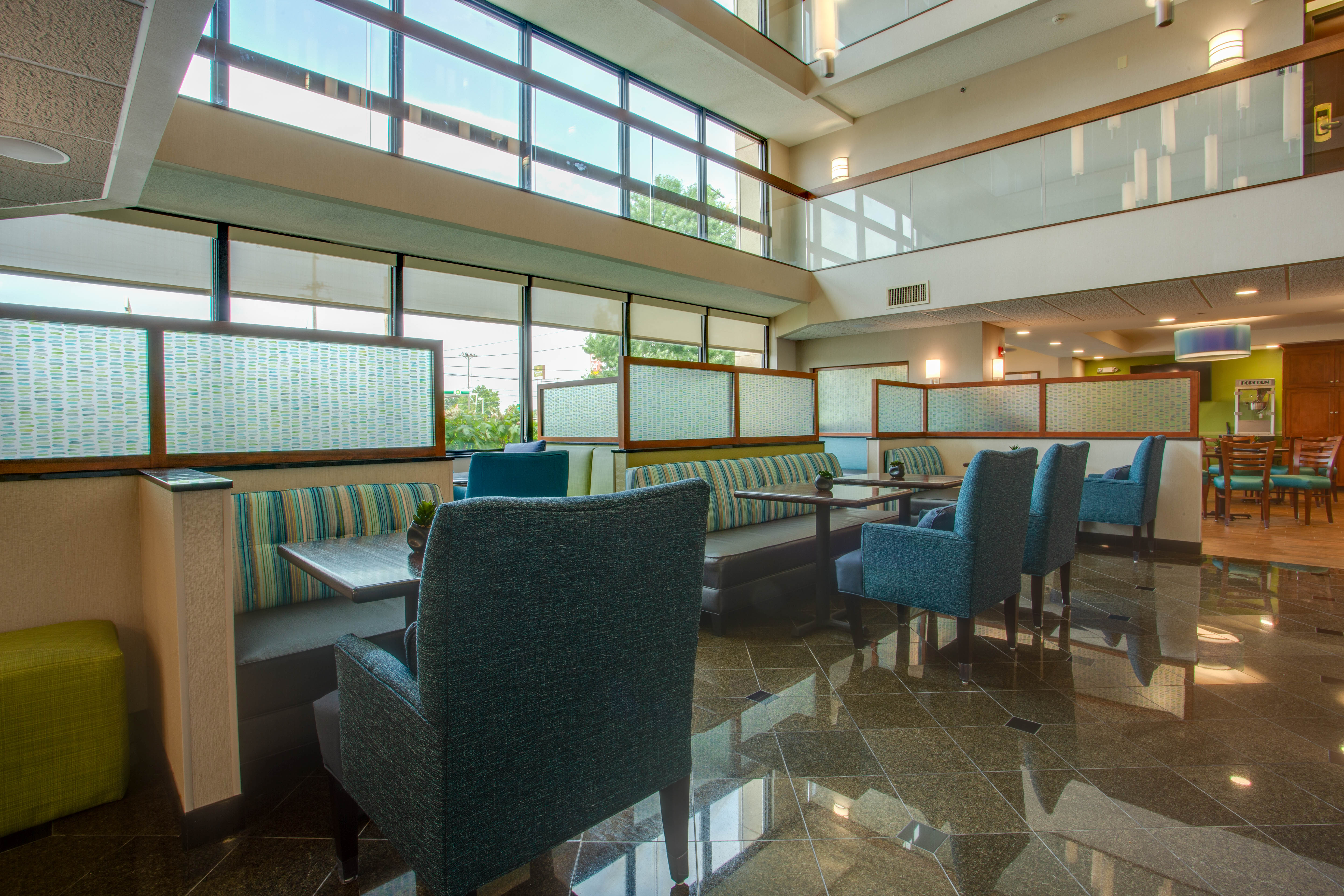 Drury Inn & Suites Nashville Airport - Lobby
