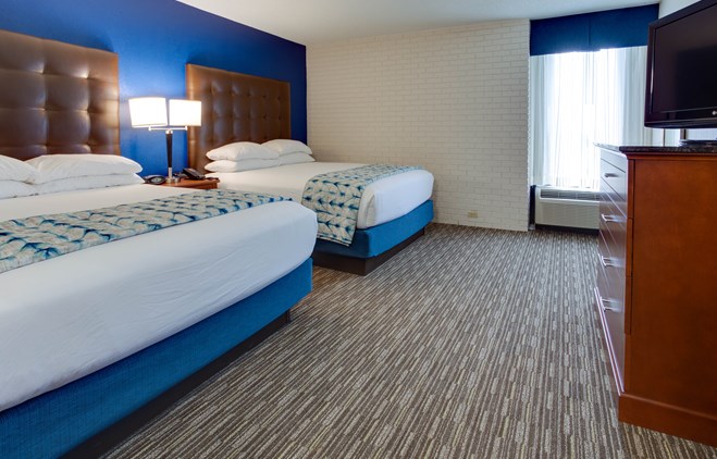 Drury Inn & Suites Nashville Airport - Two-room Suite Guestroom