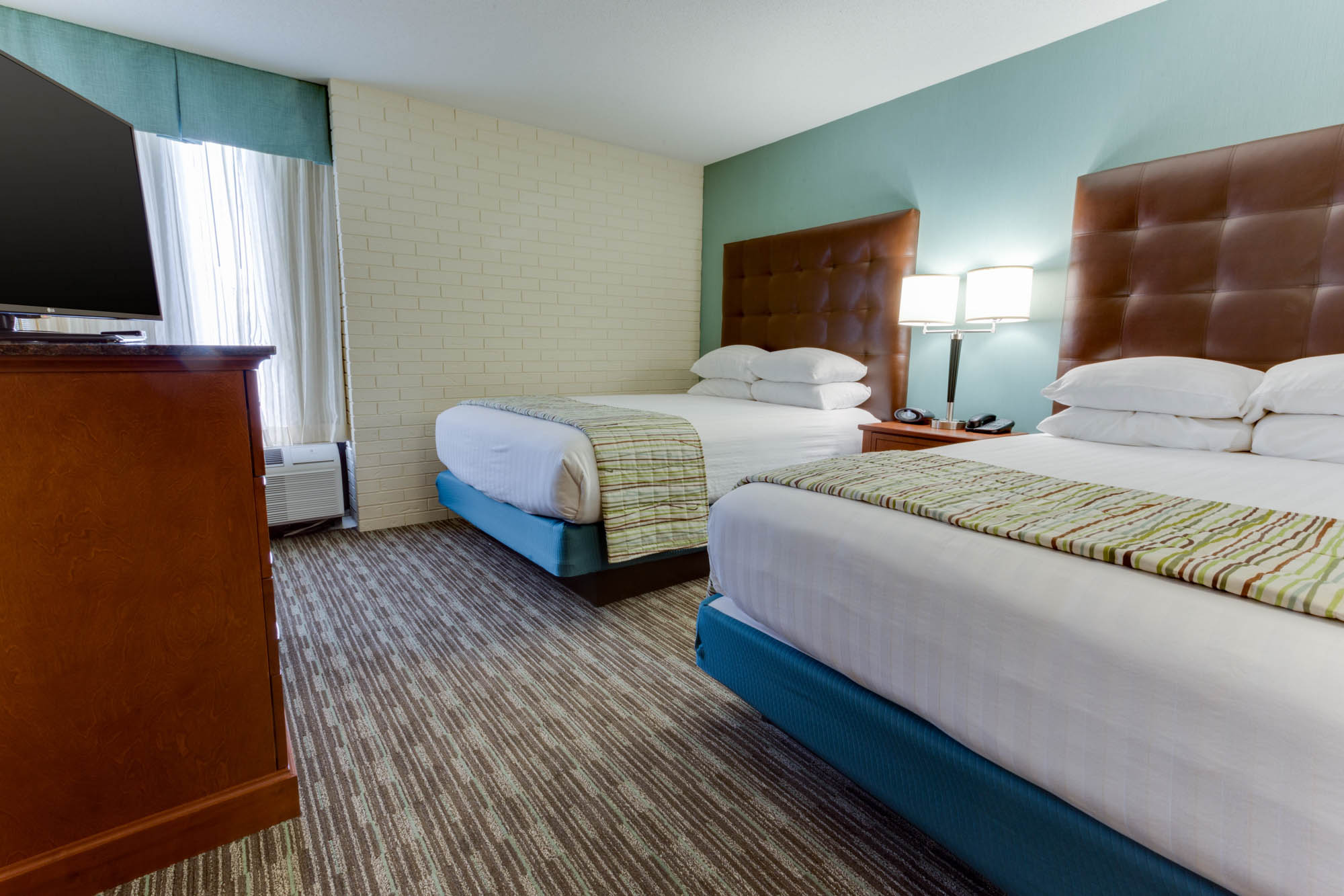 Drury Inn & Suites Birmingham Grandview - Two-room Suite Guestroom