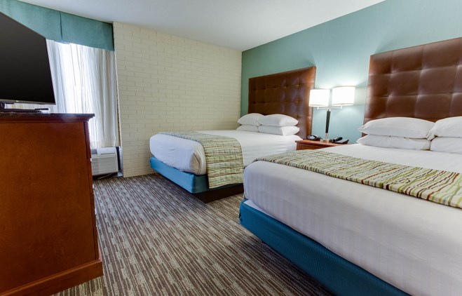 Drury Inn & Suites Birmingham Grandview - Two-room Suite Guestroom