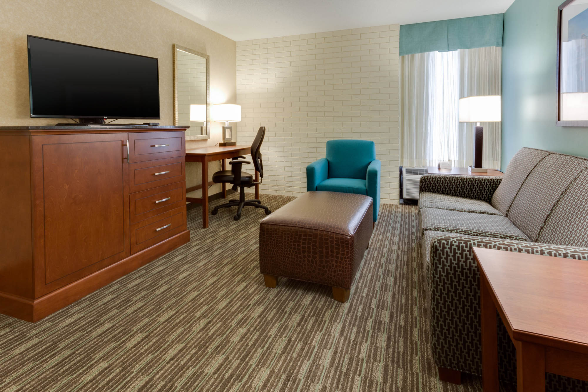 Drury Inn & Suites Birmingham Grandview - Two-room Suite Guestroom