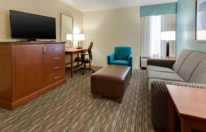 Drury Inn & Suites Birmingham Grandview - Two-room Suite Guestroom