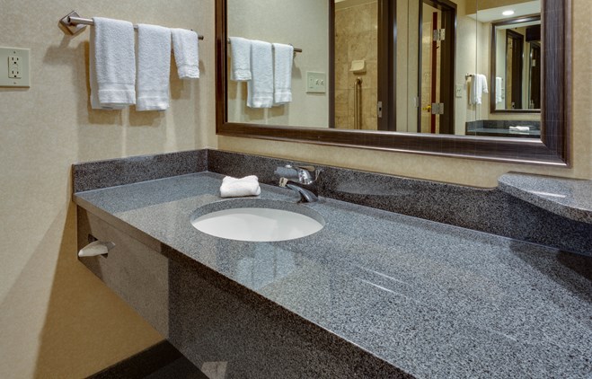 Drury Inn & Suites Memphis Southaven - Bathroom