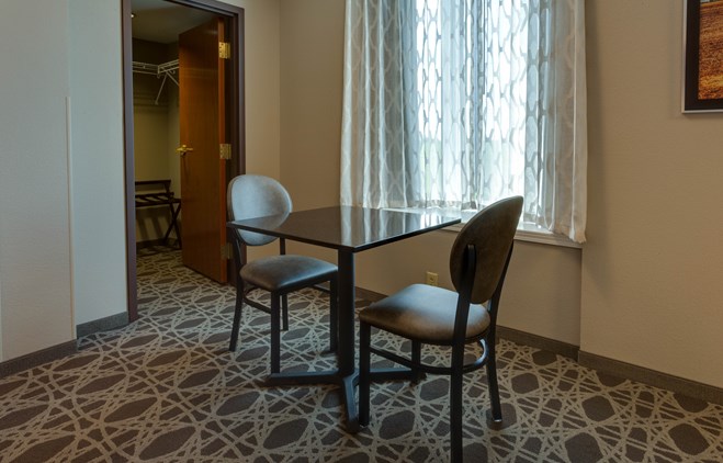 Drury Inn & Suites Hayti - Deluxe King Guestroom