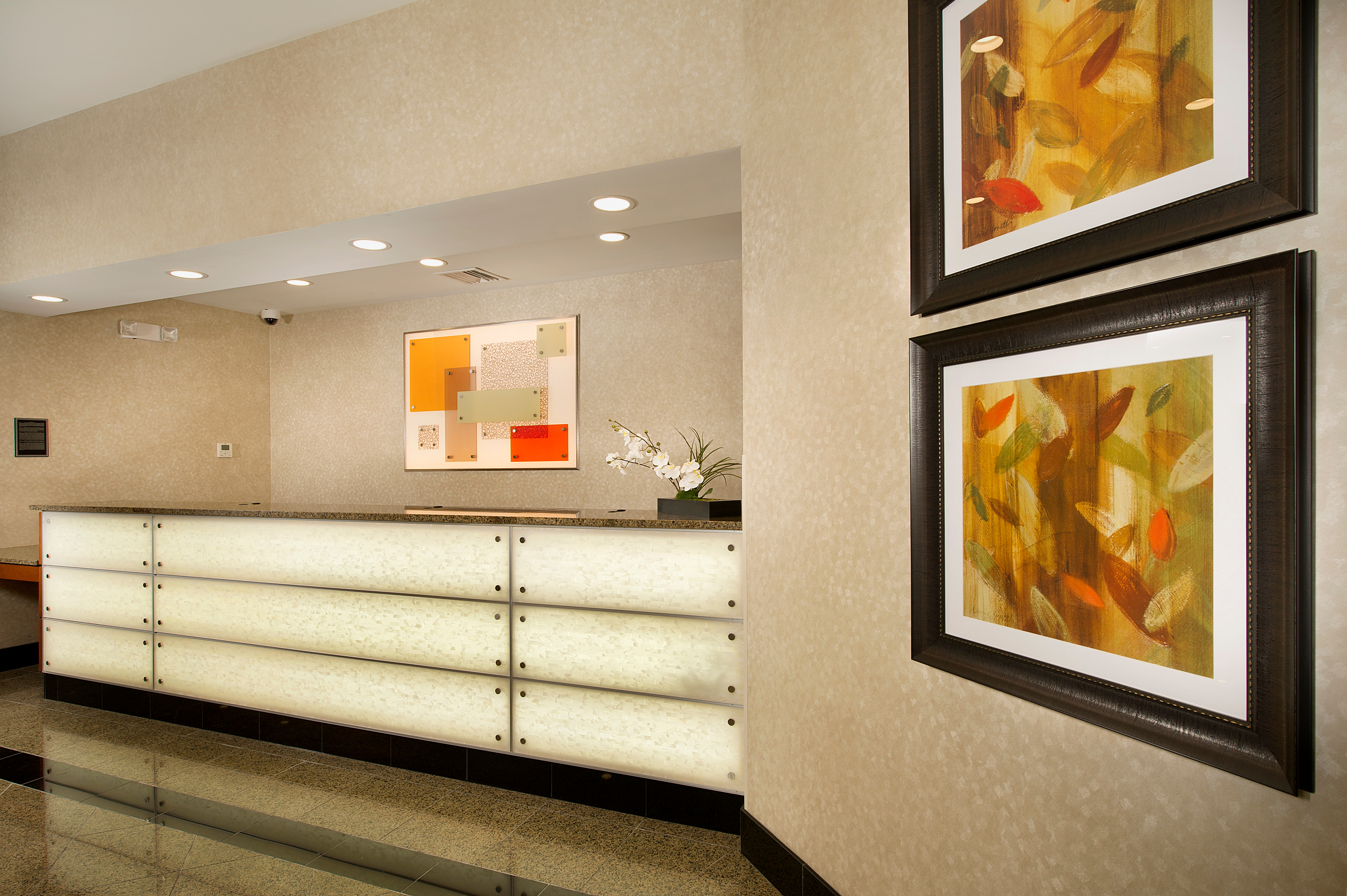 Drury Inn & Suites Valdosta - Drury Hotels