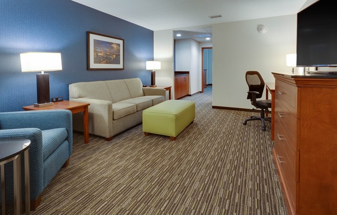 Drury Plaza Hotel Columbia - Two-room Suite Guestroom