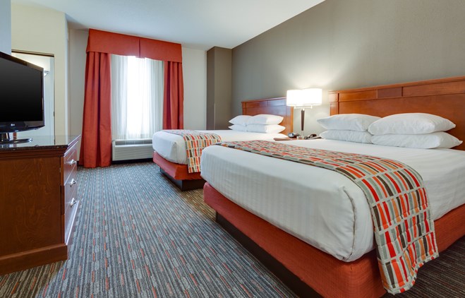 Drury Inn & Suites O'Fallon - Two-room Suite Guestroom