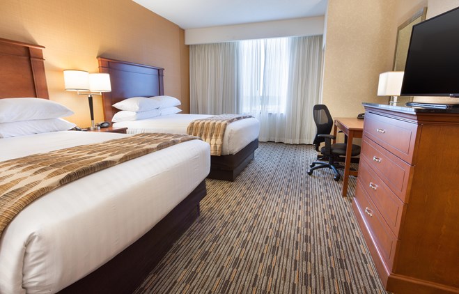 Drury Plaza Hotel Indianapolis Carmel - Two-room Suite Guestroom