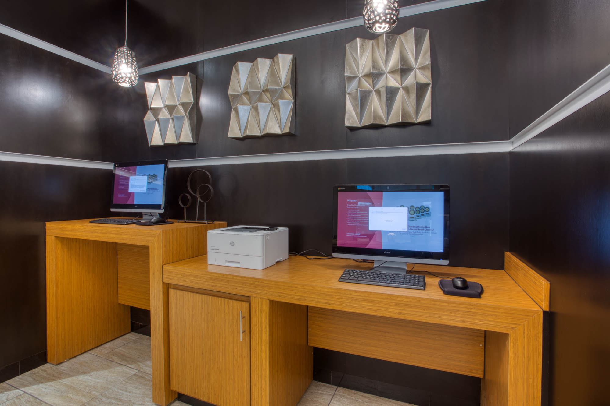 Drury Inn & Suites Huntsville - 24 Hour Business Center