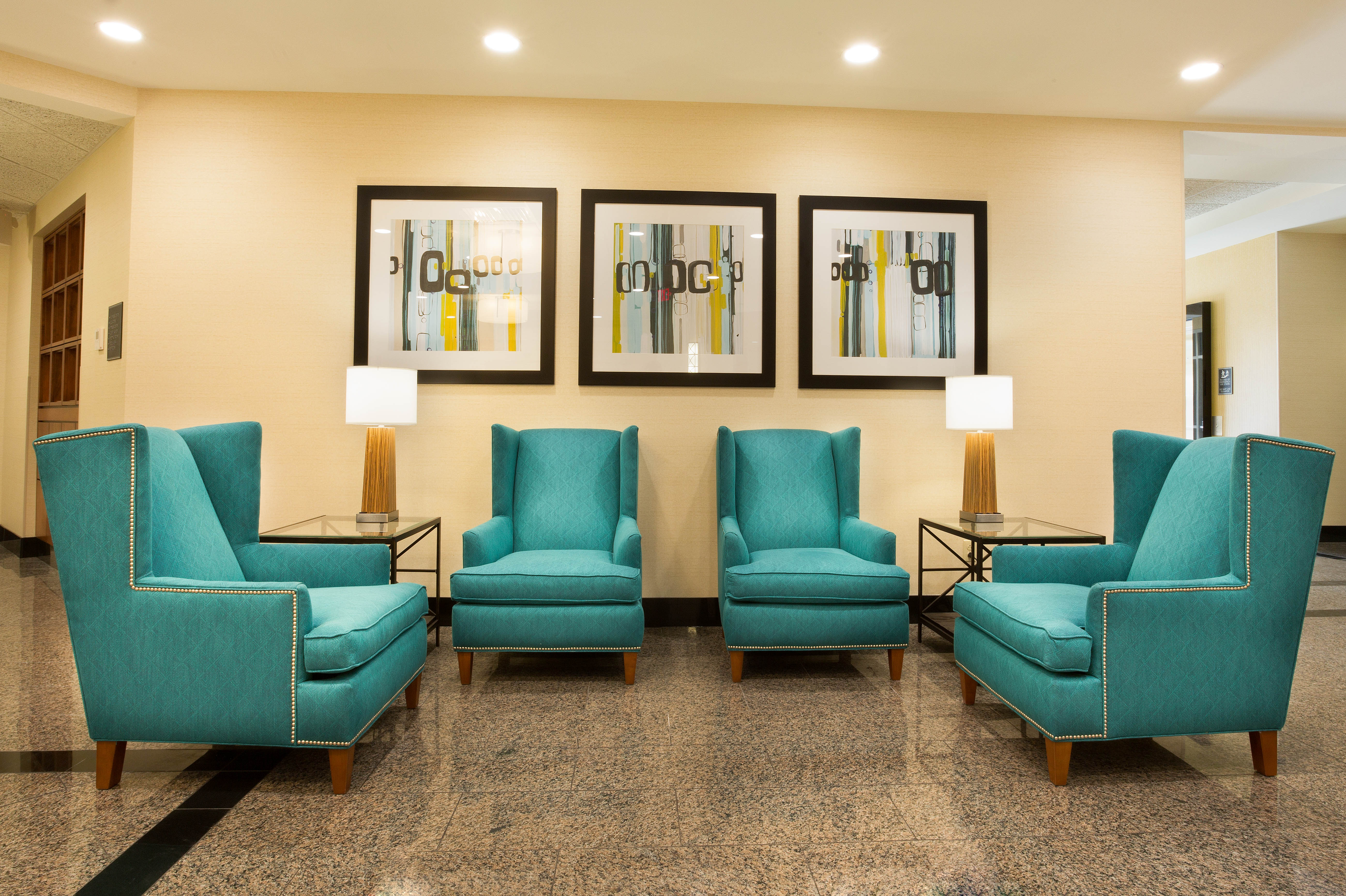 Drury Inn & Suites Brentwood - Lobby