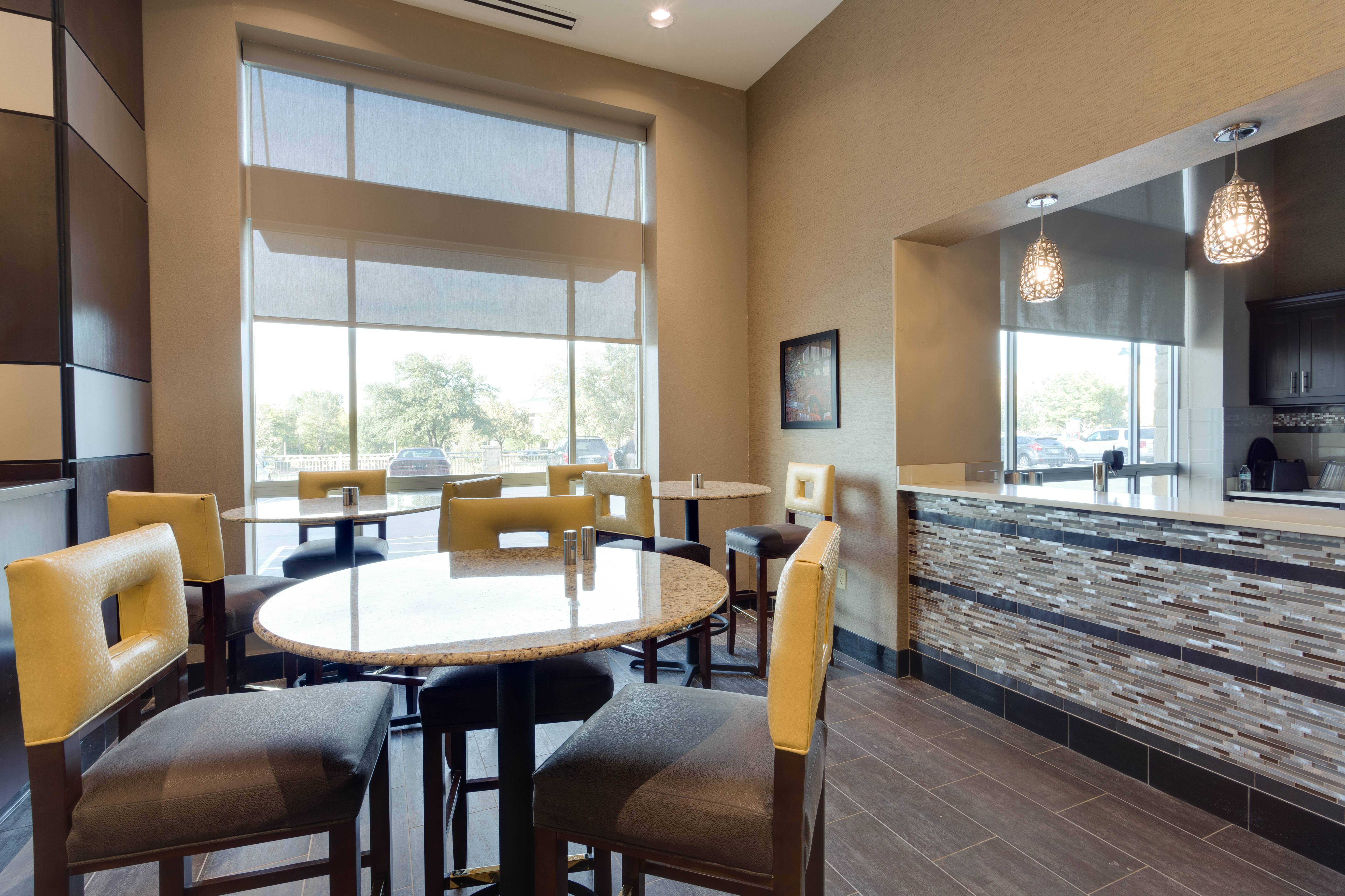 Drury Inn & Suites Dallas Frisco - Dining Area