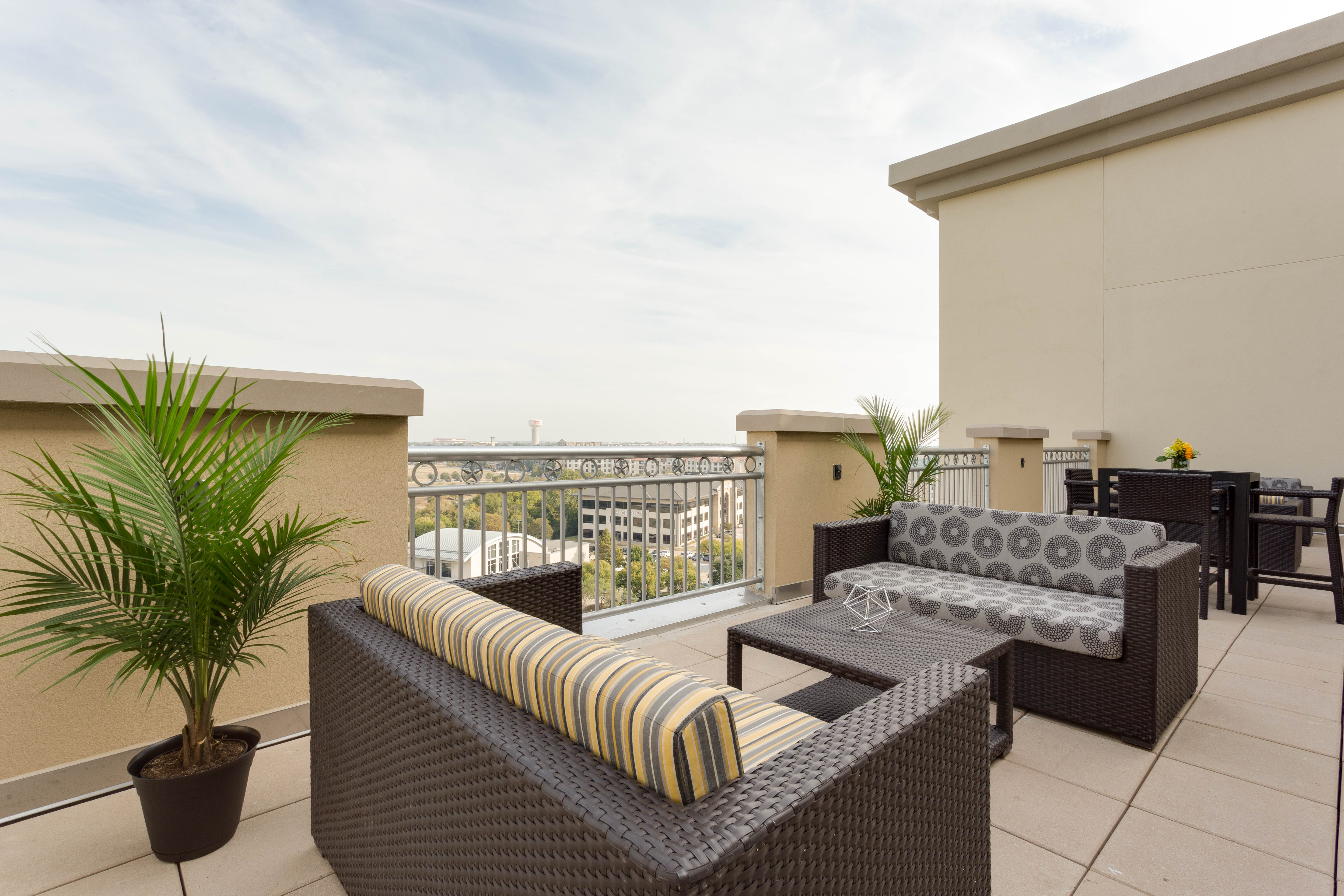 Drury Inn & Suites Dallas Frisco - Terrace
