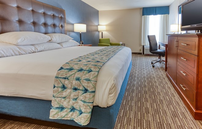 Drury Inn & Suites St. Louis Fenton - Drury Hotels