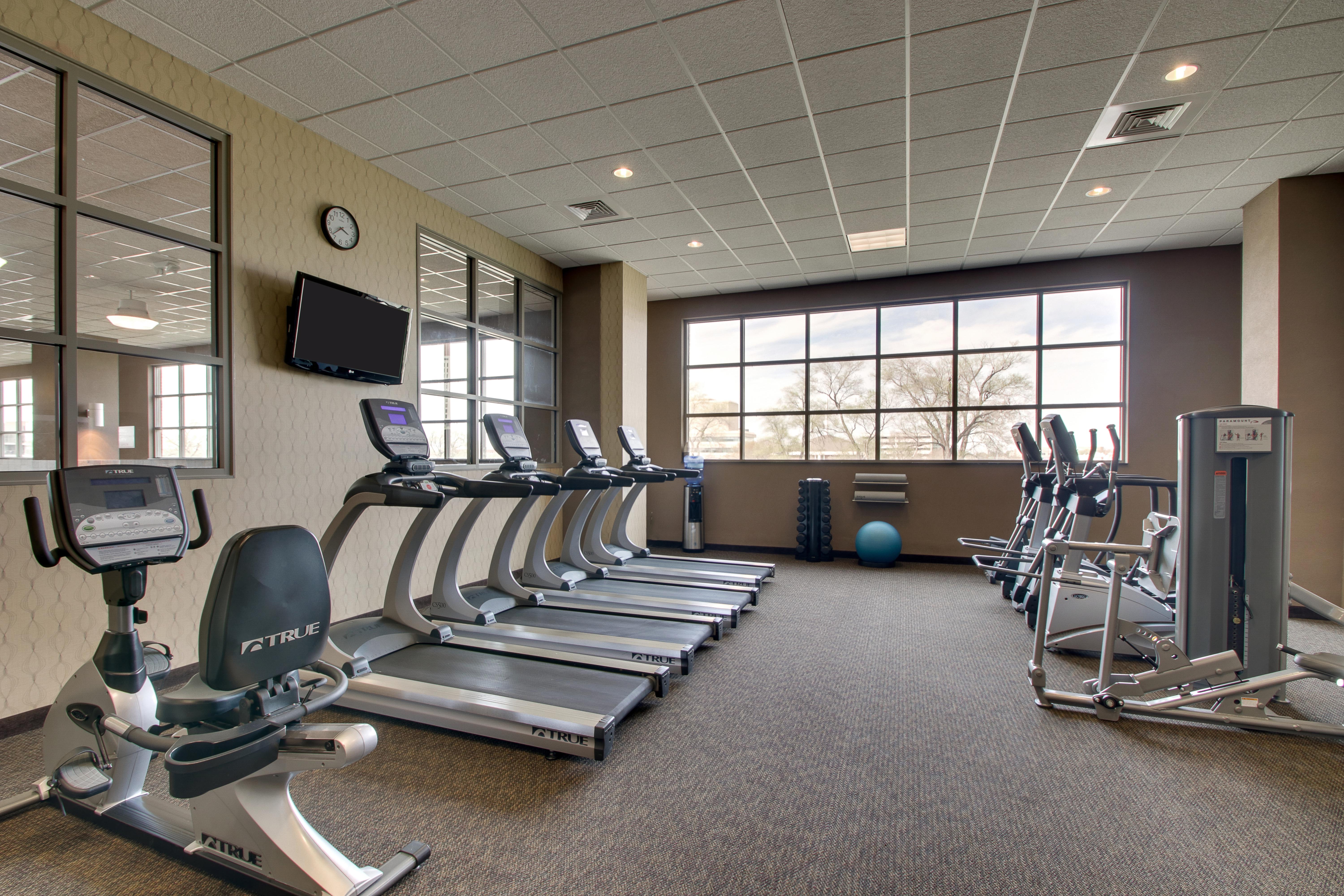 Drury Plaza Hotel Broadview Wichita Drury Hotels   0155 Fitness Center 