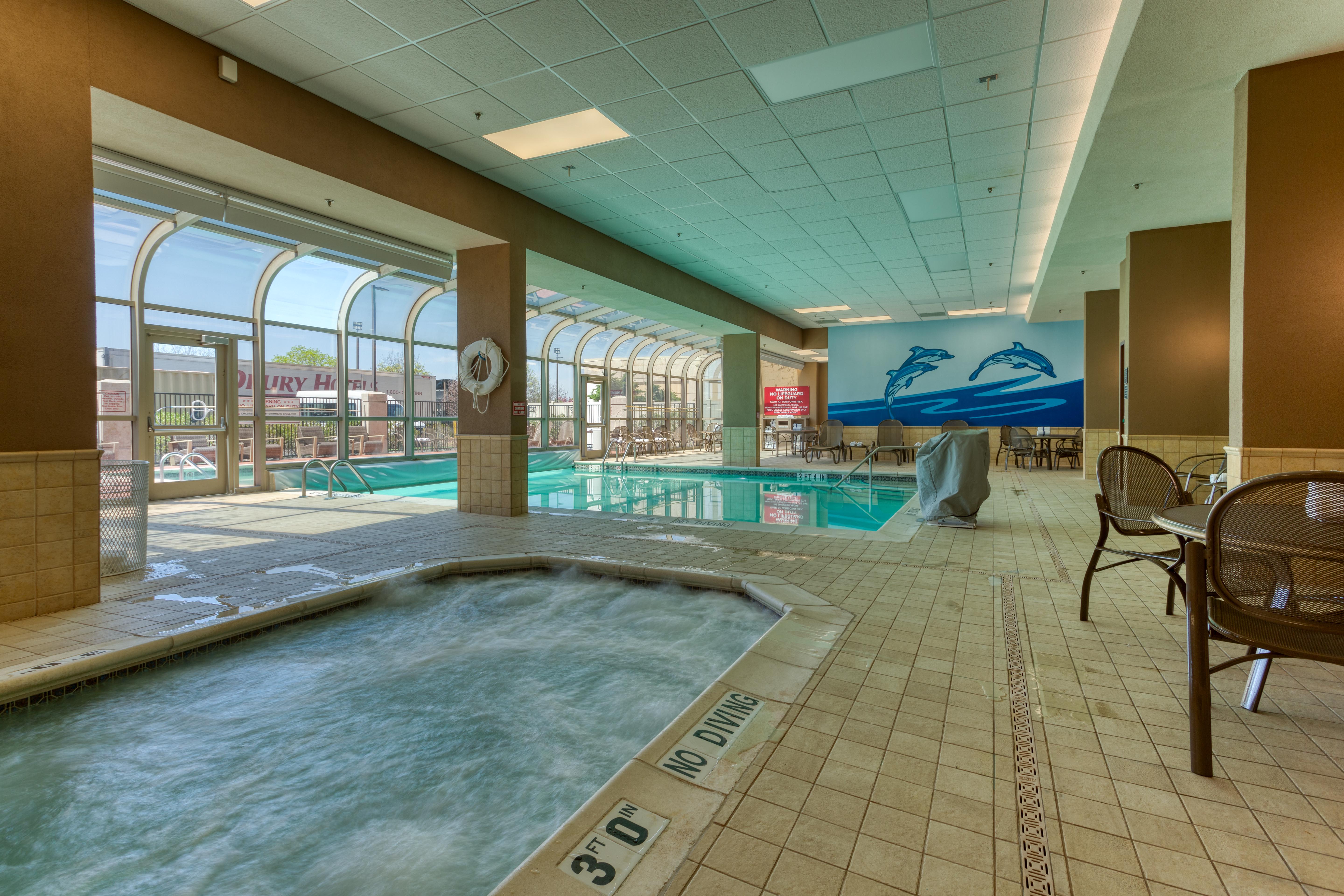 Drury Plaza Hotel St. Louis Chesterfield - Indoor/Outdoor Pool