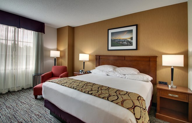 Drury Inn Suites Charlotte Northlake Drury Hotels