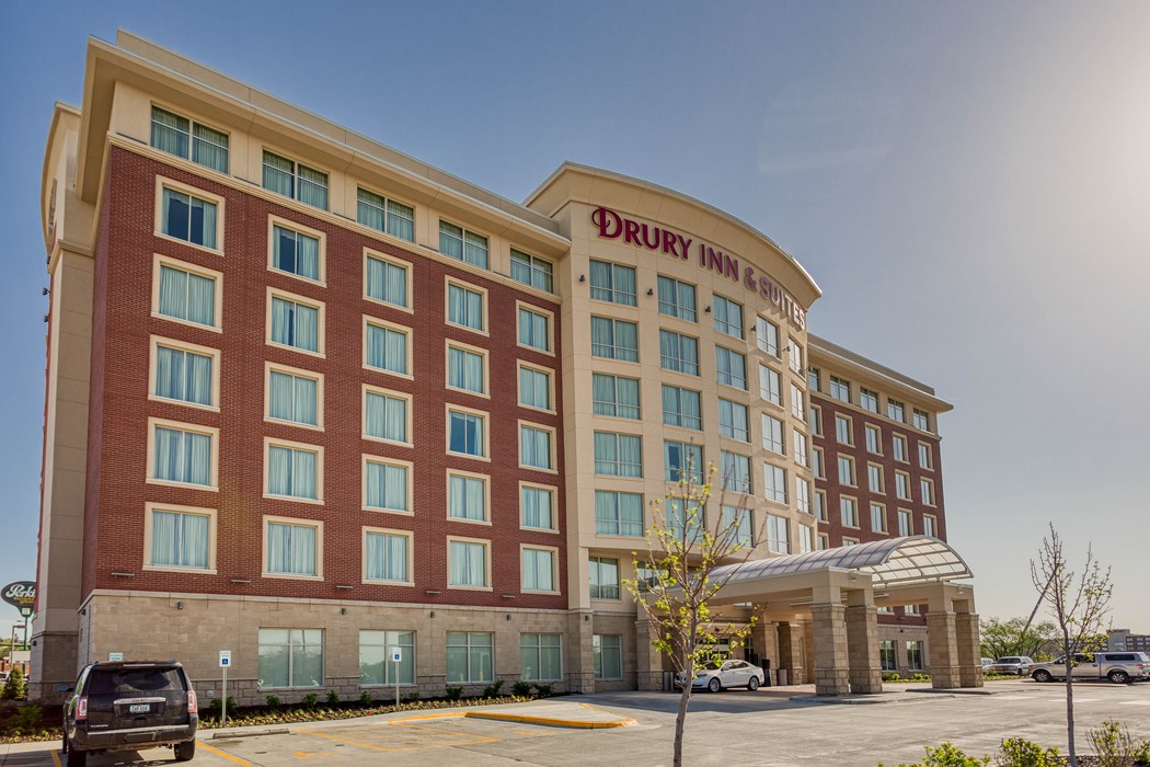 Drury Inn & Suites Iowa City Coralville - Drury Hotels