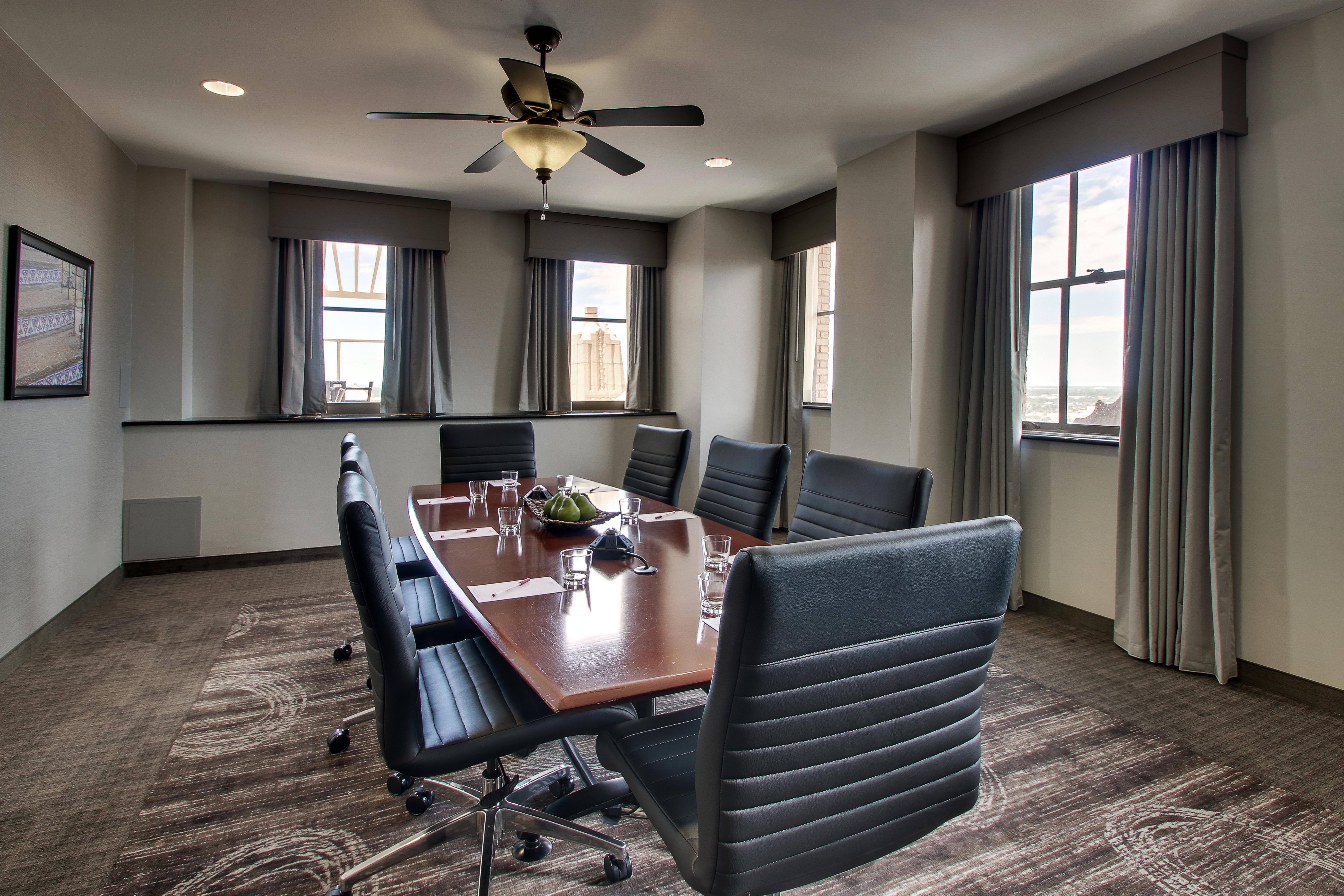 Drury Plaza Hotel San Antonio Riverwalk - Meeting Space