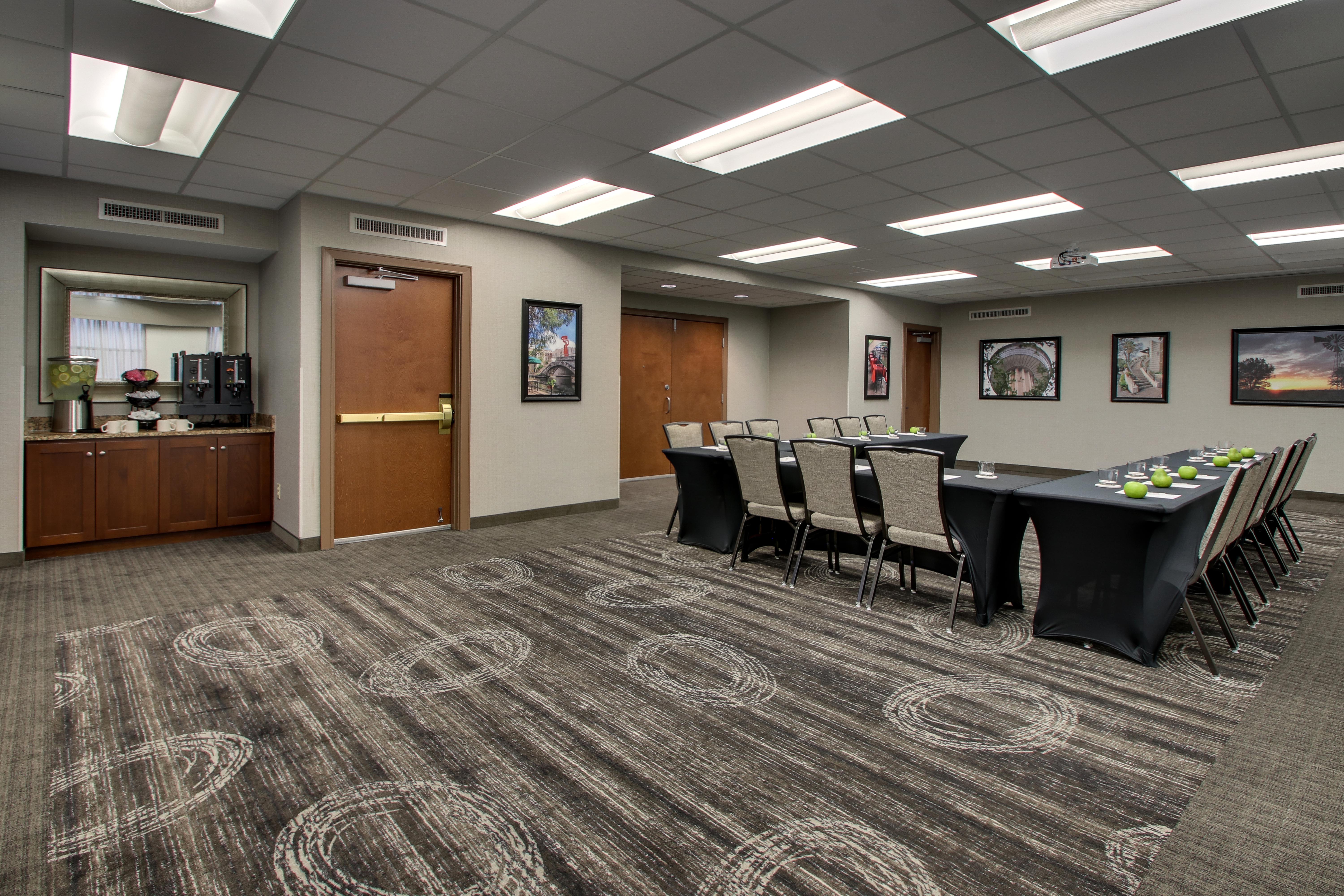 Drury Plaza Hotel San Antonio Riverwalk - Meeting Space