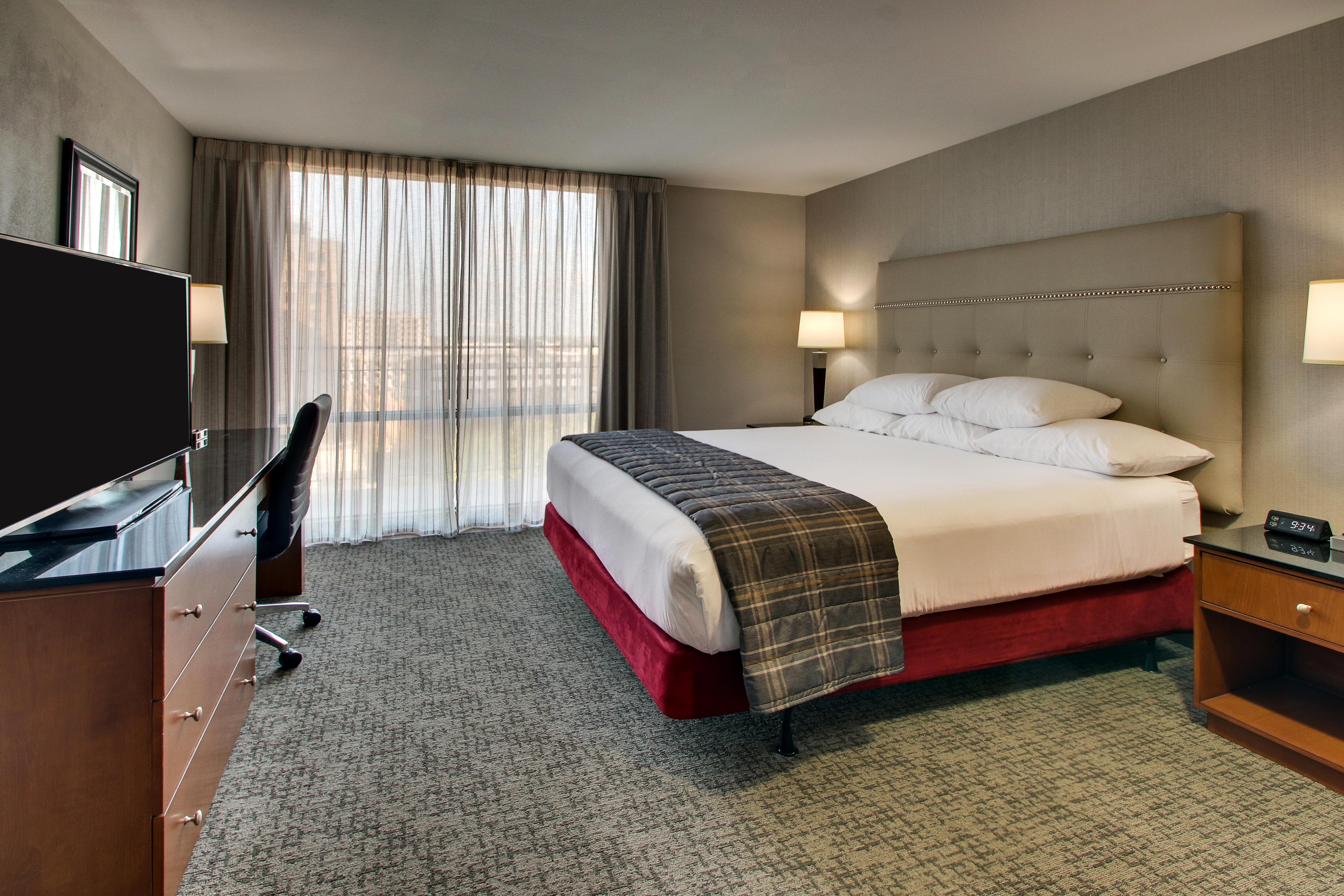 Drury Plaza Hotel San Antonio Riverwalk - Specialty Guestroom