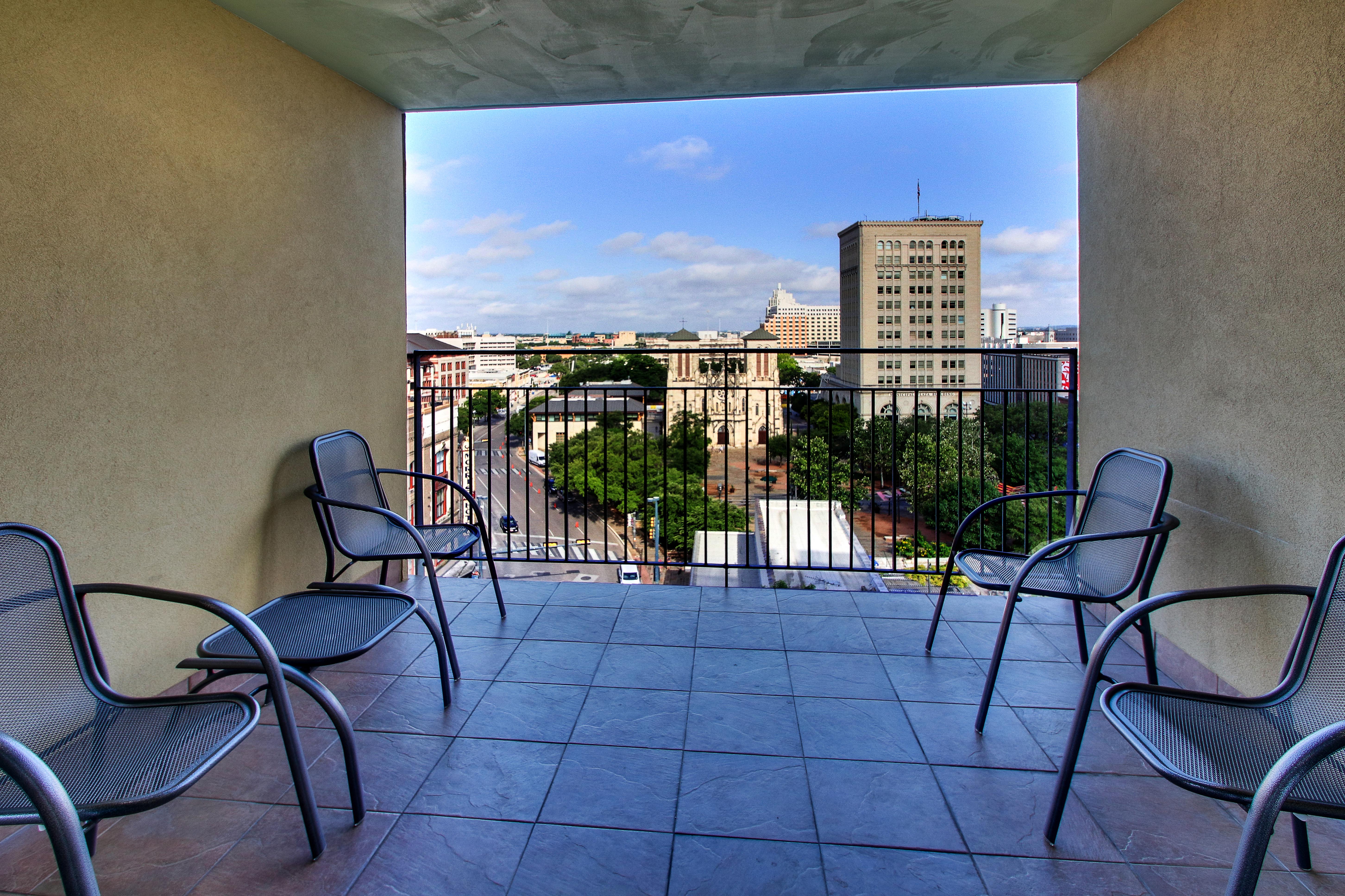 Drury Plaza Hotel San Antonio Riverwalk - Specialty Guestroom