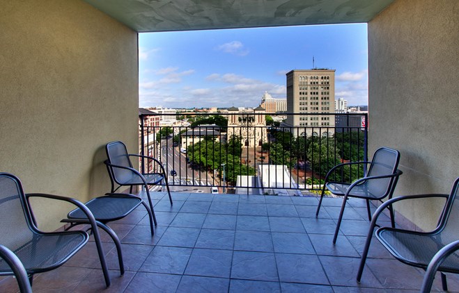 Drury Plaza Hotel San Antonio Riverwalk - Specialty Guestroom