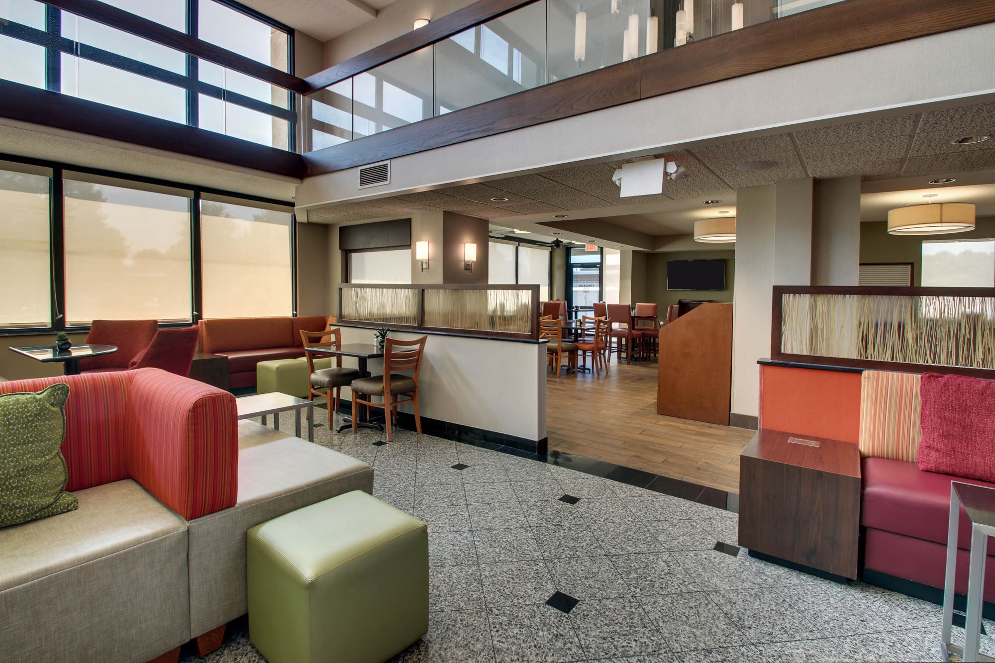 Drury Inn & Suites Evansville East - Dining Area