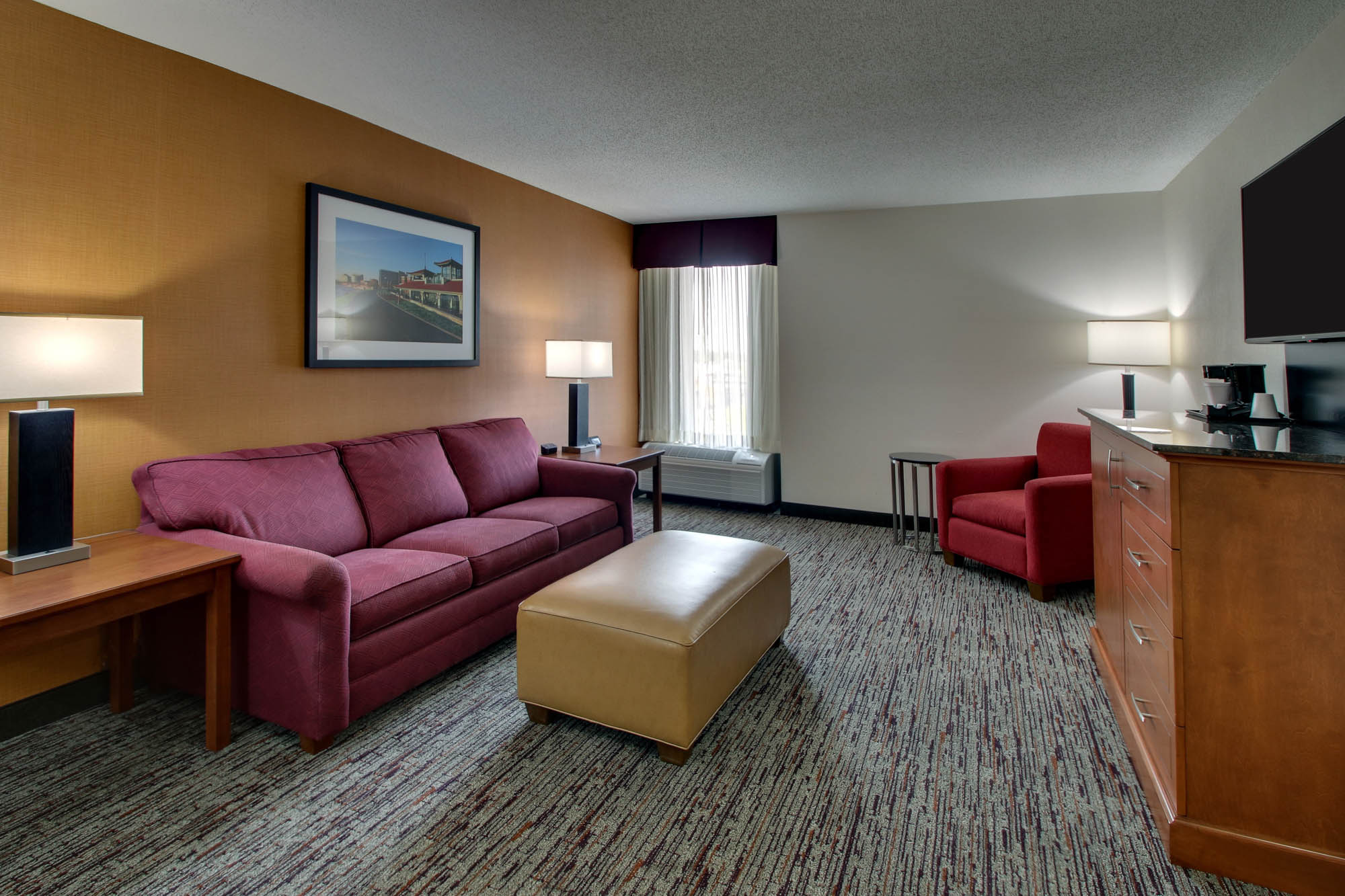 Drury Inn & Suites Evansville East - King Suite