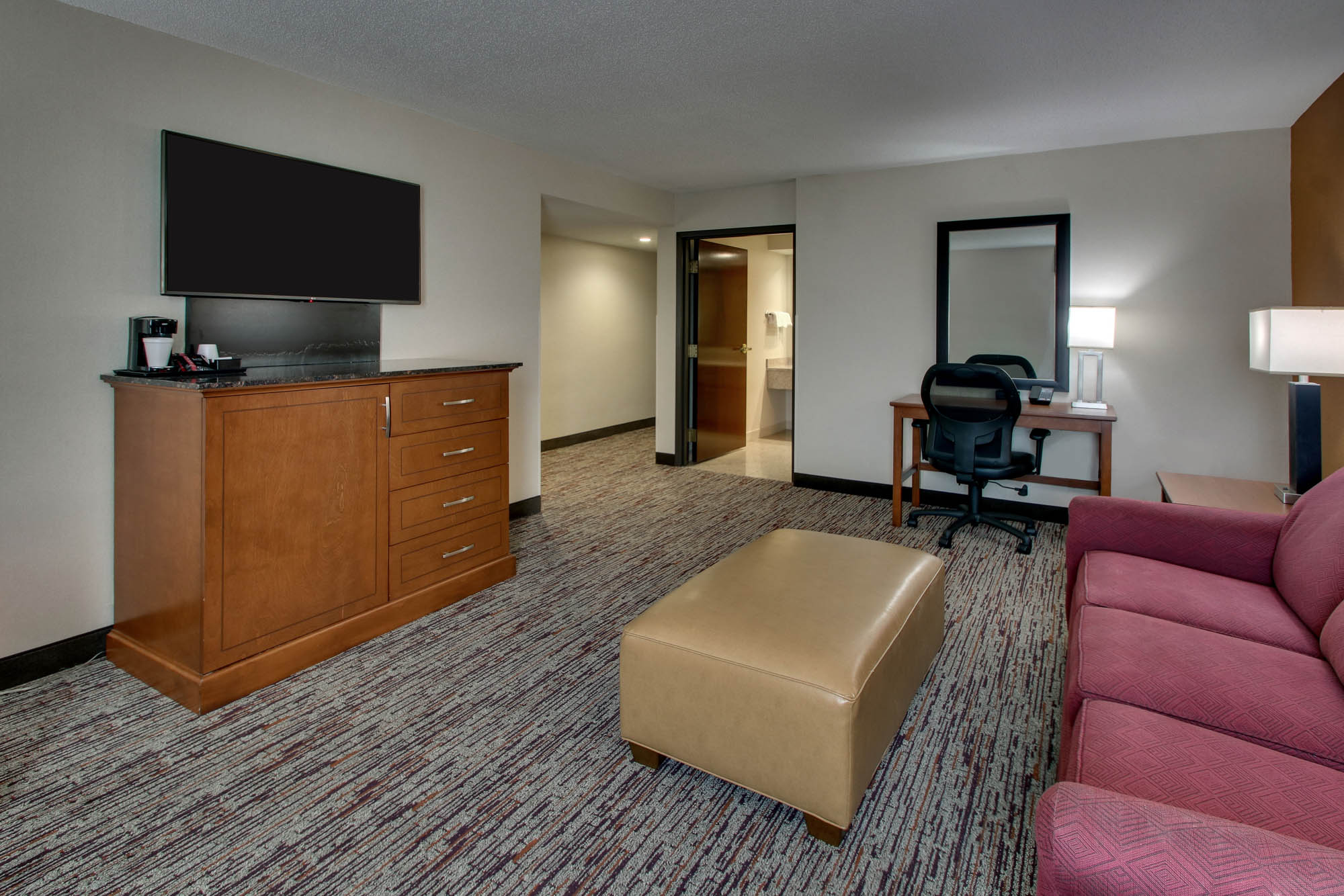 Drury Inn & Suites Evansville East - King Suite