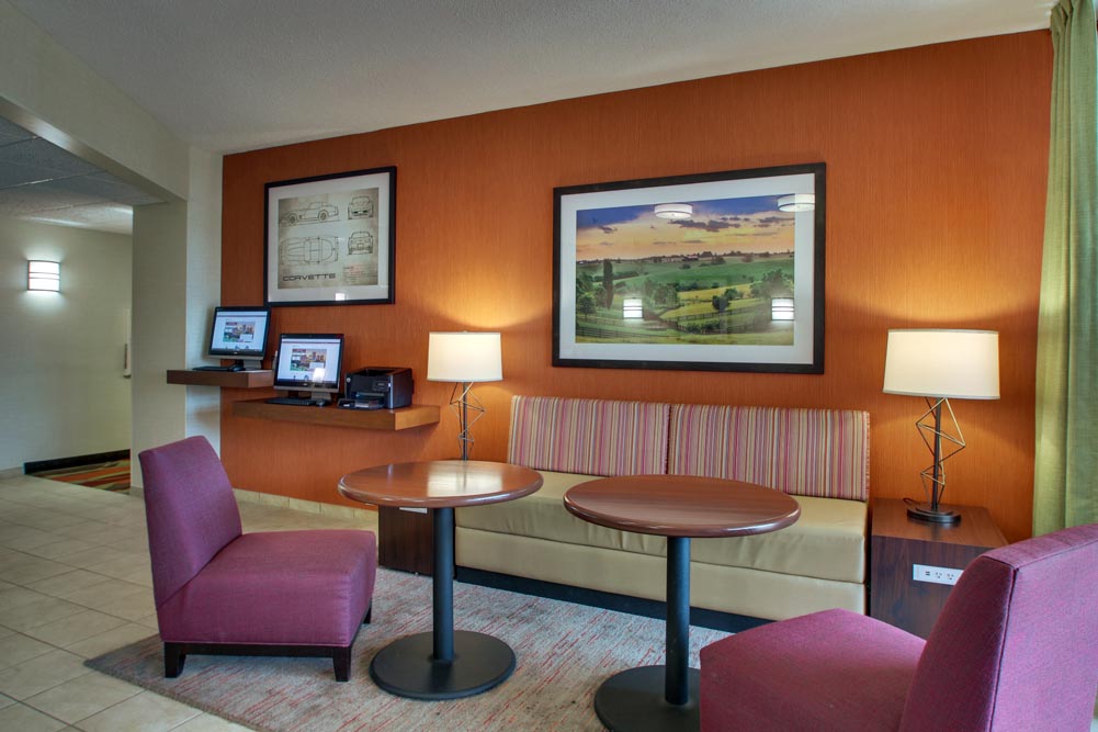 Drury Inn & Suites Bowling Green - 24 Hour Business Center