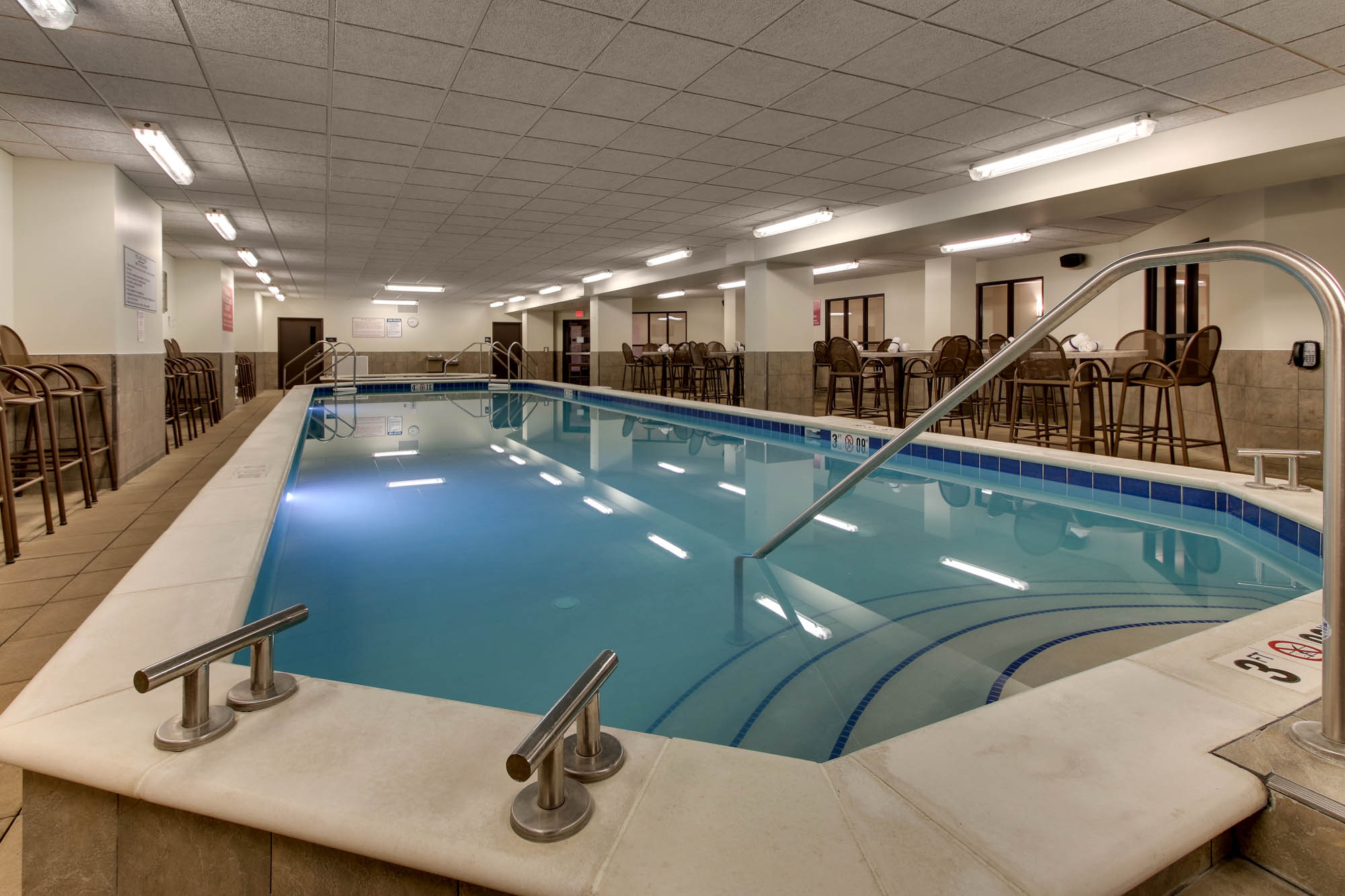 Drury Plaza Hotel Cleveland Downtown - Indoor Pool