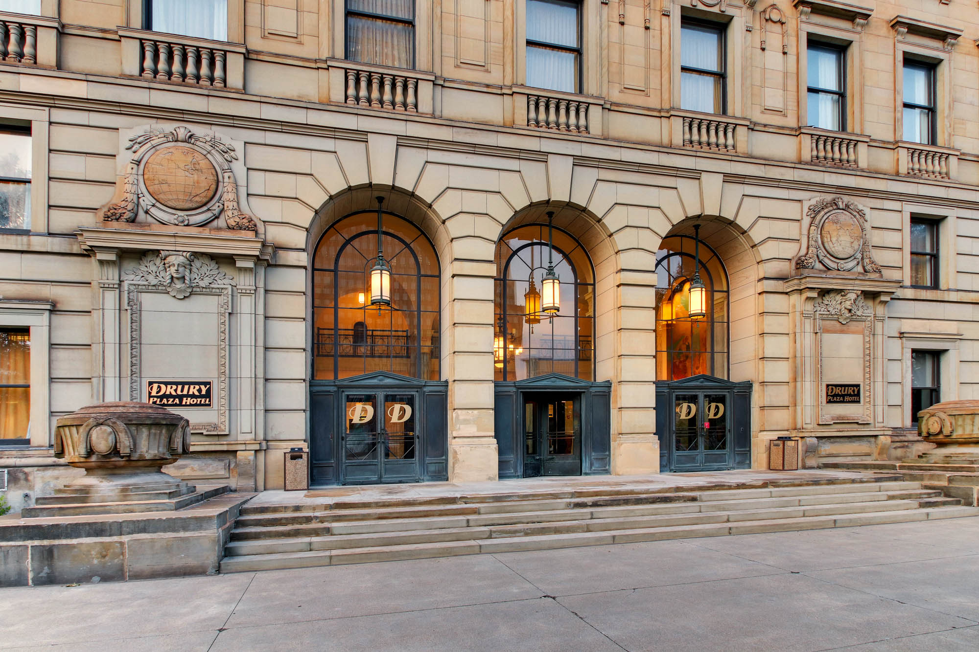 Drury Plaza Hotel Cleveland Downtown - Exterior