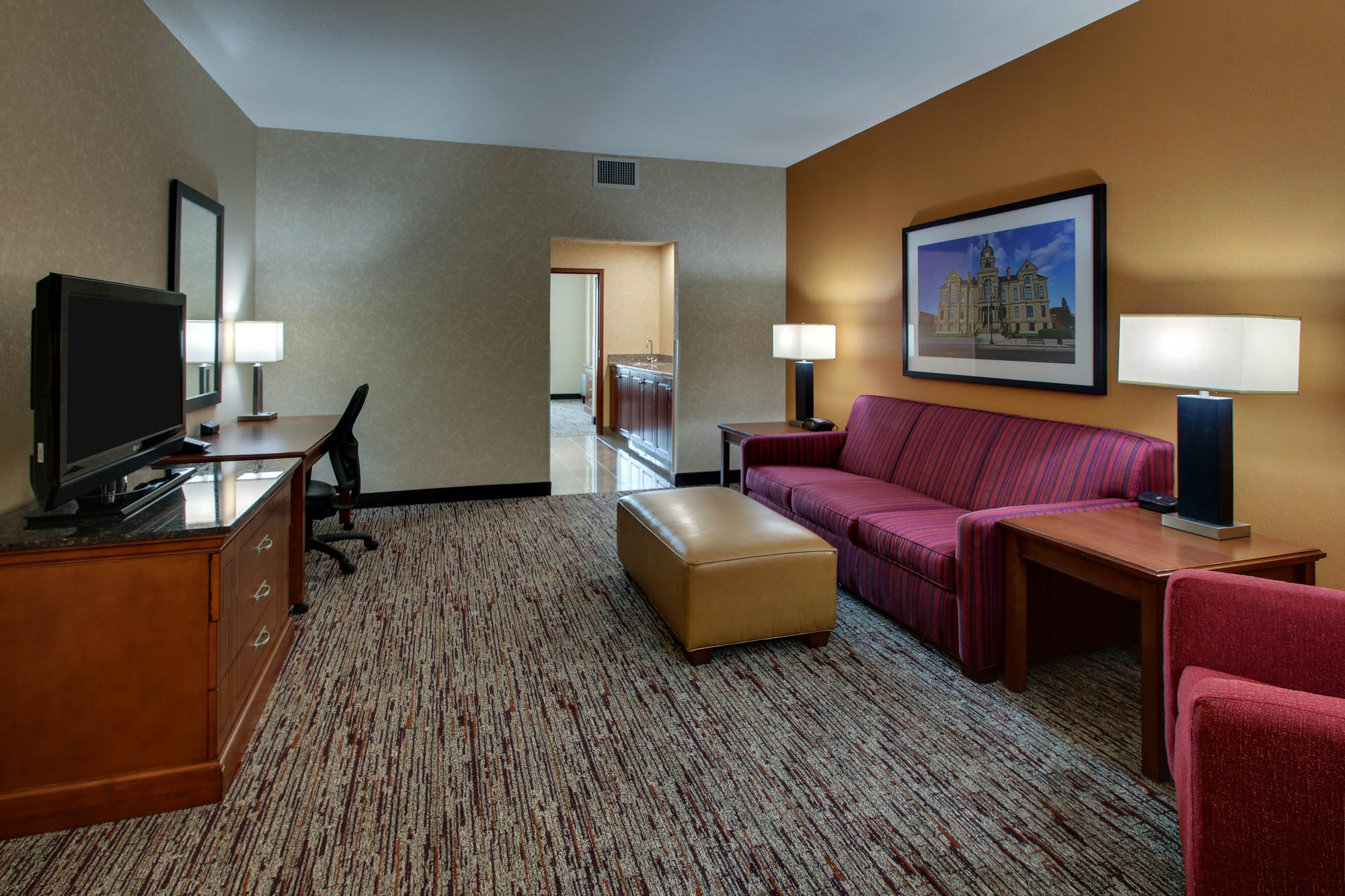 Drury Inn & Suites Findlay - Two-room Suite Guestroom