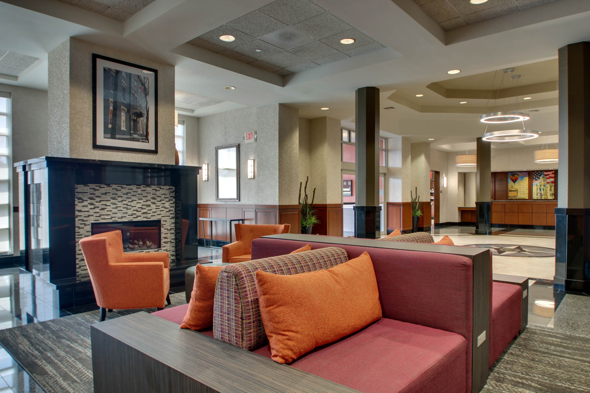 Drury Inn & Suites Findlay - Lobby