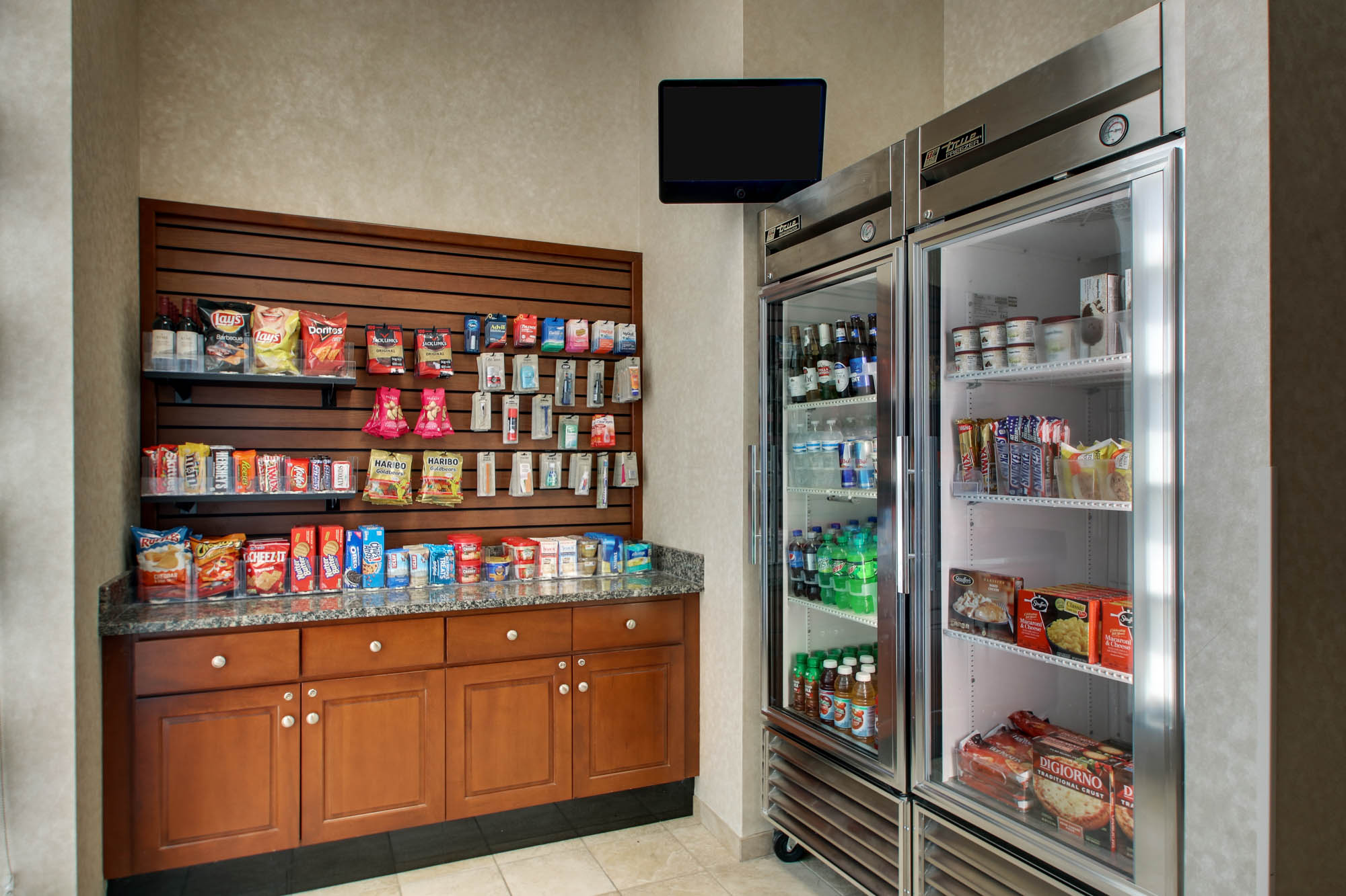 Drury Inn & Suites Findlay - Lobby