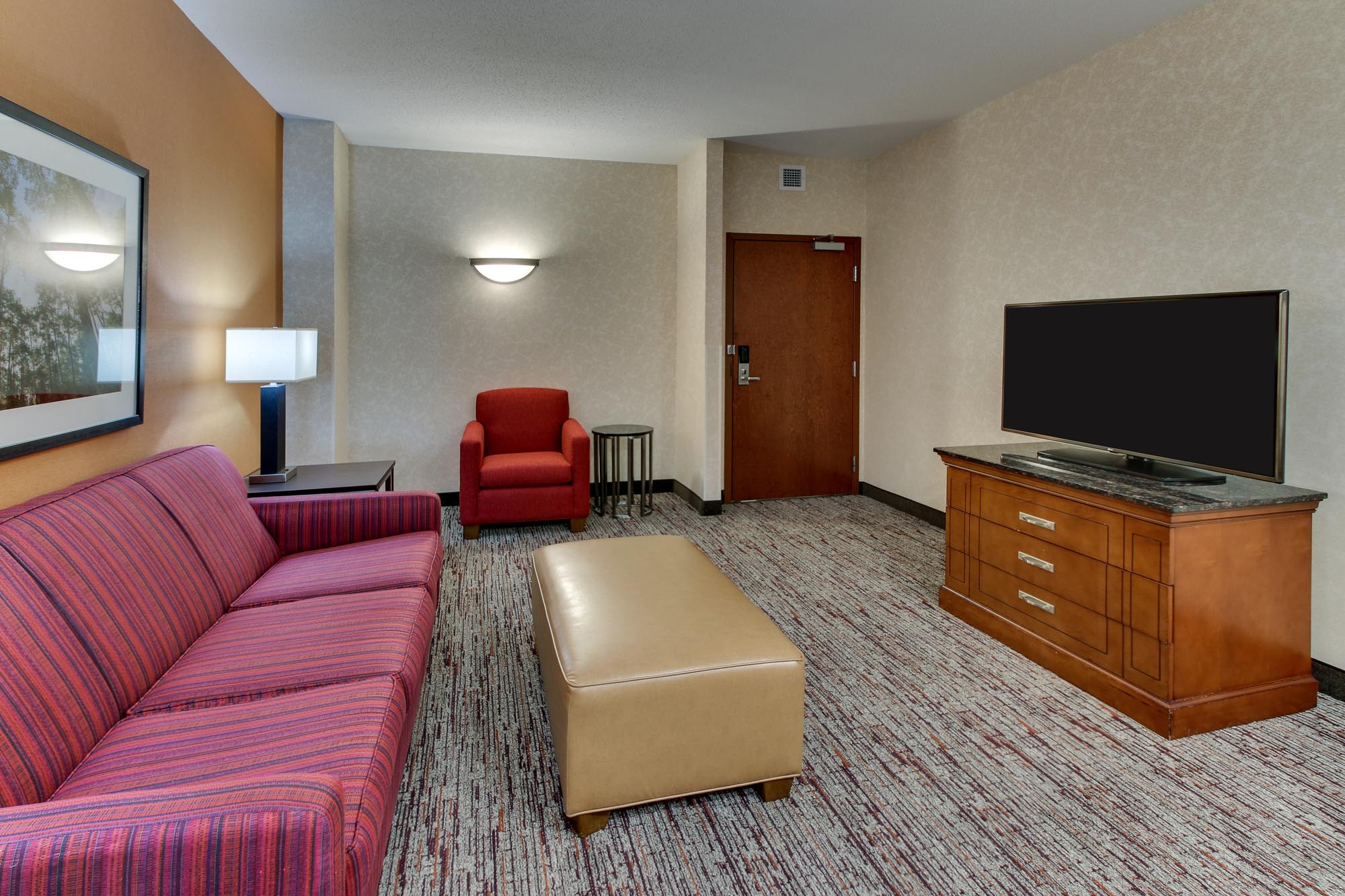 Drury Inn & Suites Meridian - Two-room Suite Guestroom