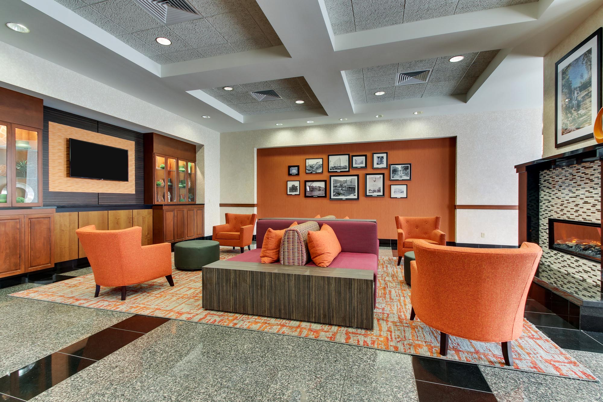 Drury Inn & Suites Meridian - Lobby