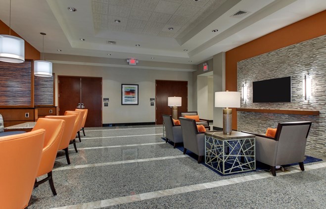 Drury Inn & Suites Knoxville - Lobby