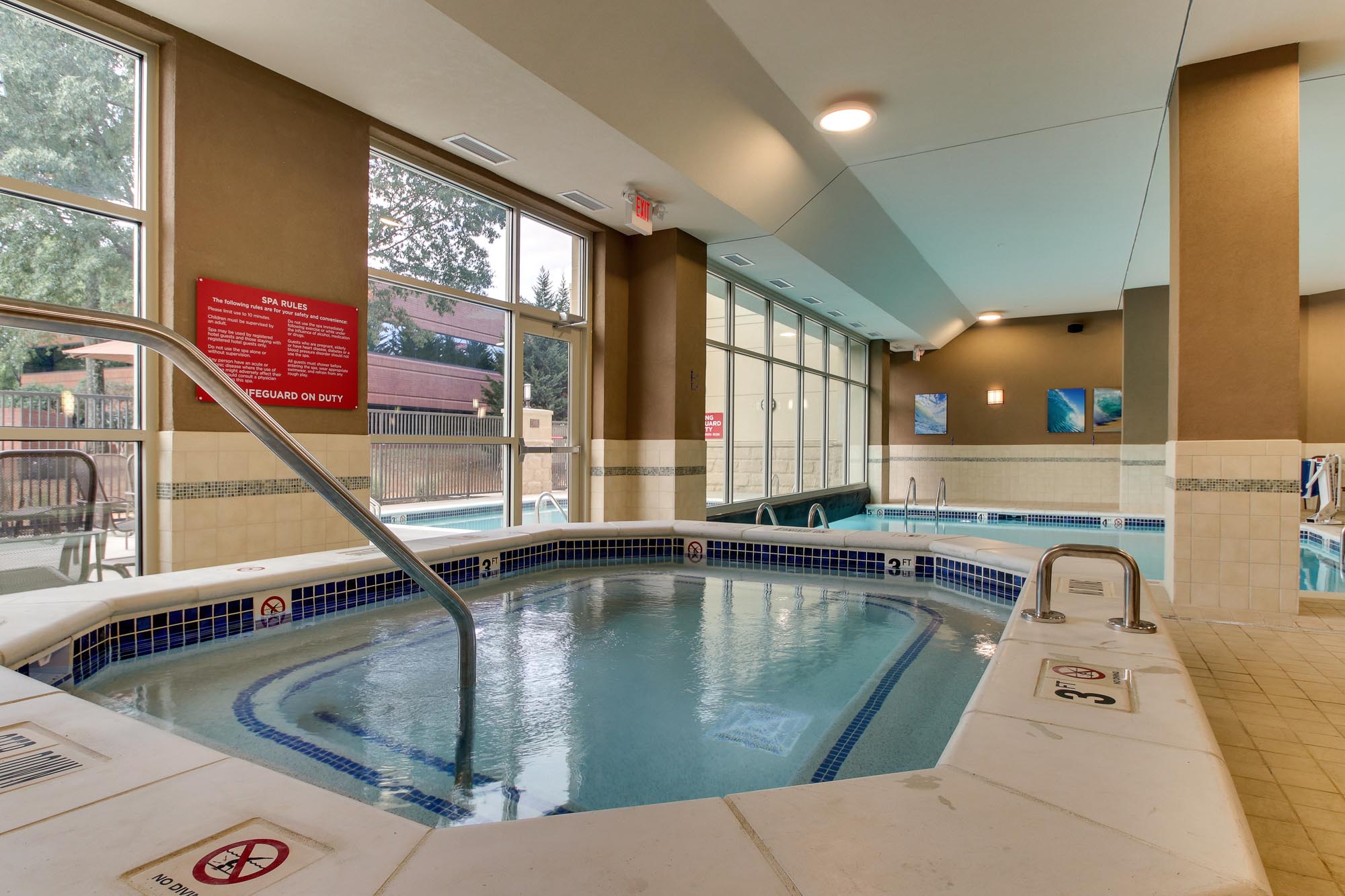 Drury Inn & Suites Knoxville - Indoor/Outdoor Pool