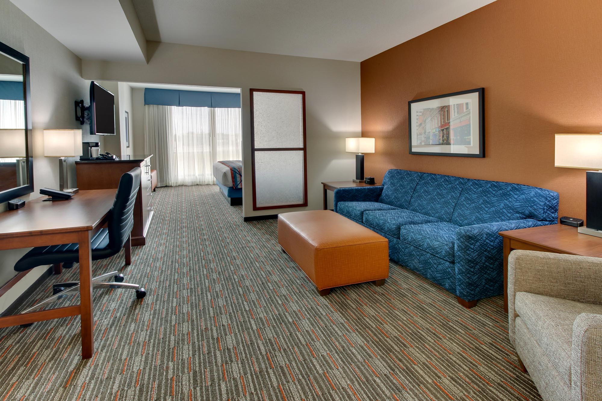 Drury Inn & Suites Knoxville - Deluxe King Guestroom