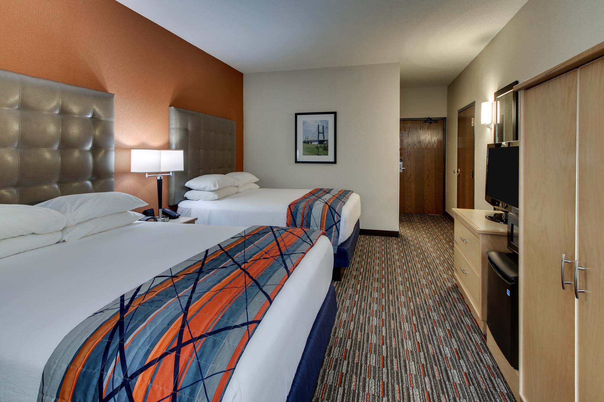 Pear Tree Inn Cape Girardeau West - Deluxe Queen Guestroom