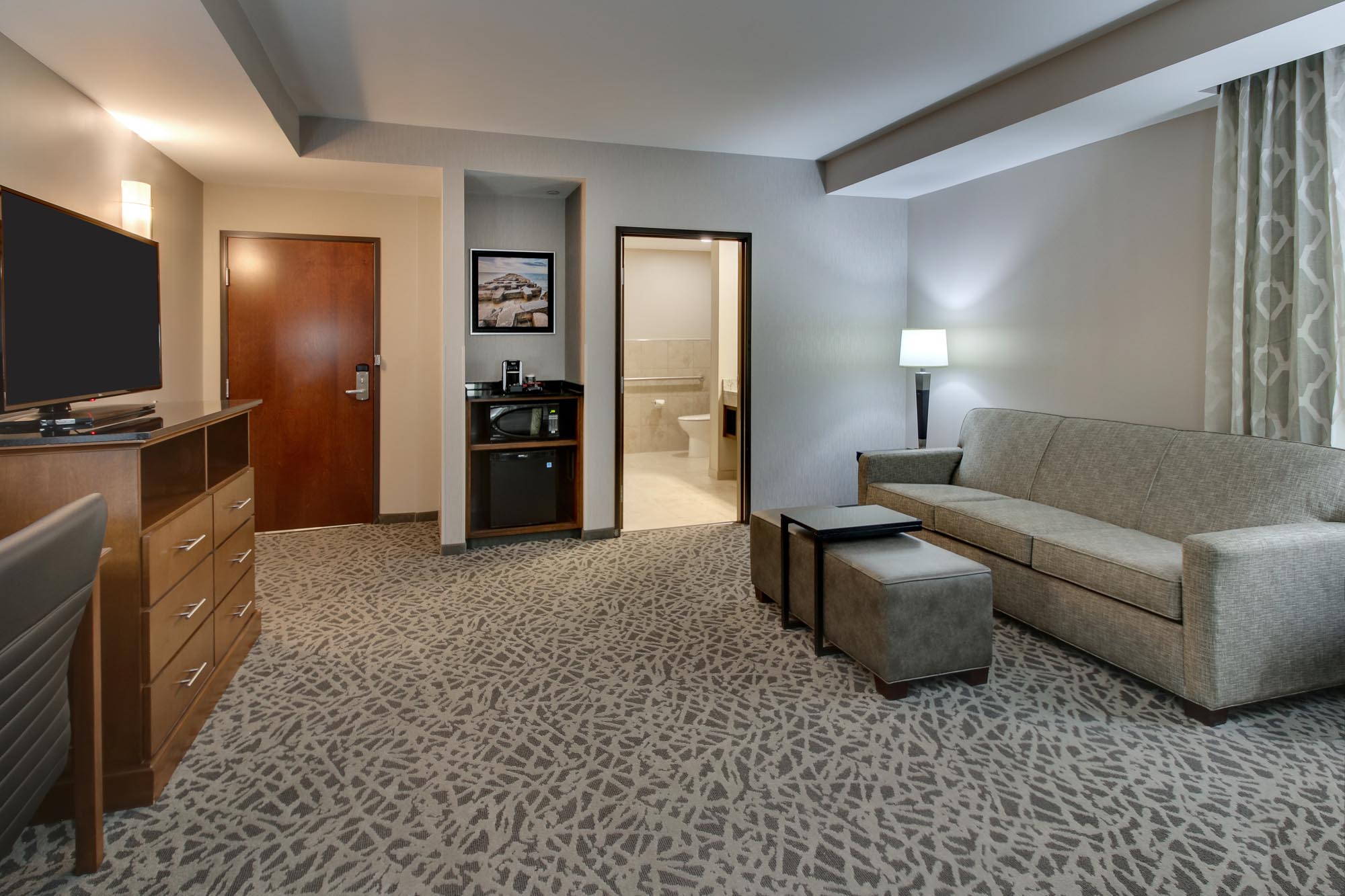 Drury Plaza Hotel Milwaukee Downtown - Two-room Suite Guestroom
