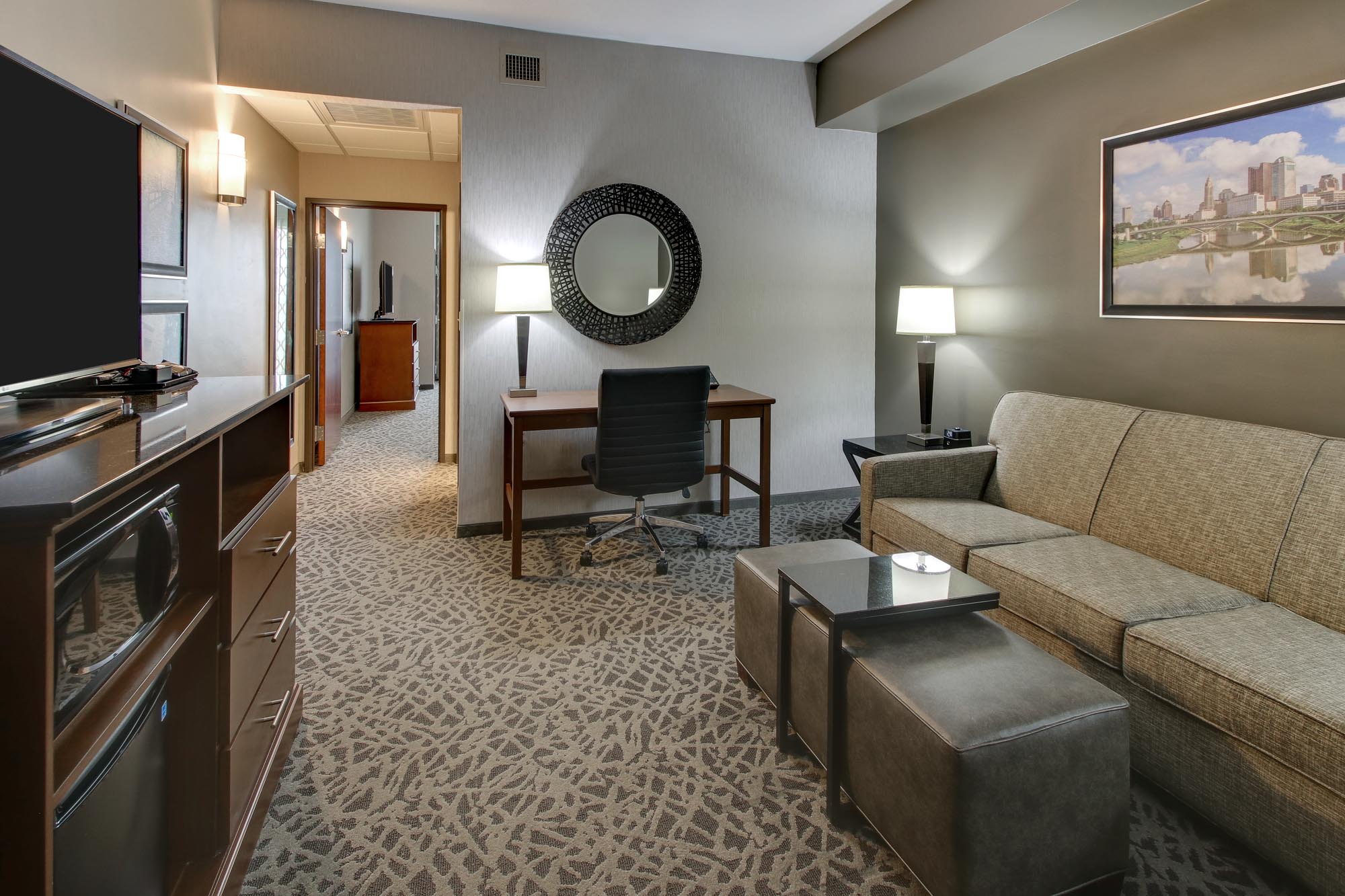 Drury Inn & Suites Columbus Polaris - Two-room Suite Guestroom