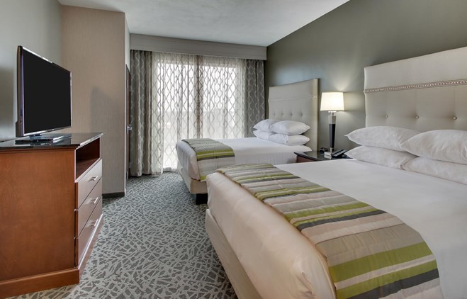 Drury Inn & Suites Columbus Polaris - Two-room Suite Guestroom